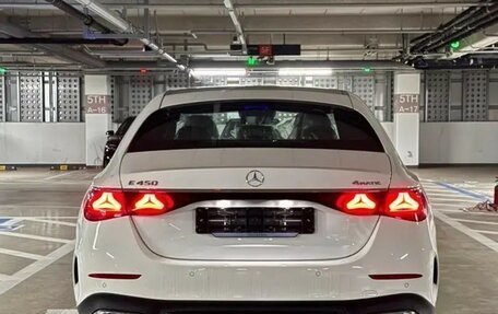 Mercedes-Benz E-Класс, 2025 год, 14 500 000 рублей, 4 фотография