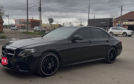 Mercedes-Benz E-Класс, 2019 год, 2 700 000 рублей, 1 фотография