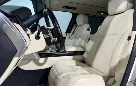 Land Rover Range Rover IV рестайлинг, 2024 год, 13 900 000 рублей, 10 фотография