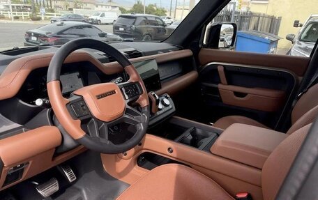 Land Rover Defender II, 2025 год, 21 900 000 рублей, 12 фотография