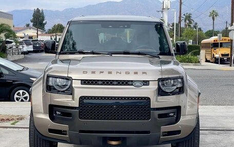 Land Rover Defender II, 2025 год, 21 900 000 рублей, 3 фотография
