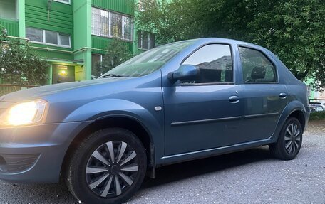 Renault Logan I, 2013 год, 570 000 рублей, 3 фотография