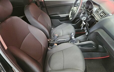 KIA Rio III рестайлинг, 2015 год, 1 035 000 рублей, 12 фотография