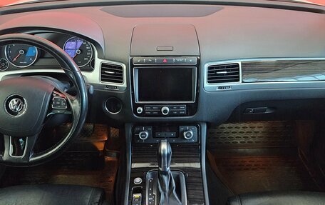 Volkswagen Touareg III, 2014 год, 2 897 000 рублей, 9 фотография