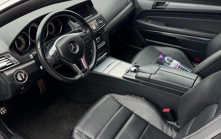 Mercedes-Benz E-Класс, 2014 год, 2 000 000 рублей, 25 фотография
