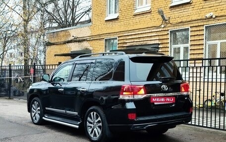 Toyota Land Cruiser 200, 2016 год, 5 600 000 рублей, 7 фотография