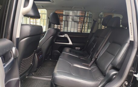 Toyota Land Cruiser 200, 2016 год, 5 600 000 рублей, 17 фотография
