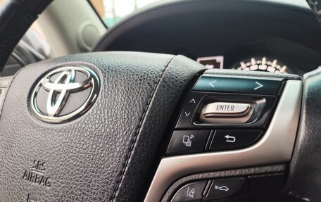 Toyota Land Cruiser 200, 2016 год, 5 600 000 рублей, 24 фотография