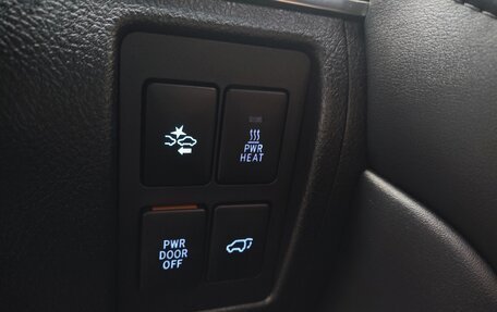 Toyota Land Cruiser 200, 2016 год, 5 600 000 рублей, 29 фотография