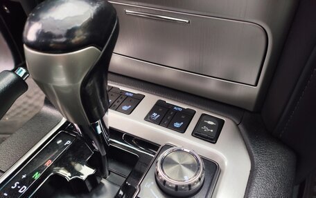 Toyota Land Cruiser 200, 2016 год, 5 600 000 рублей, 33 фотография