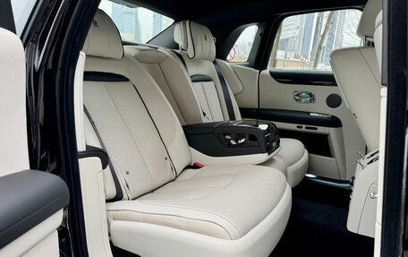 Rolls-Royce Ghost Series II рестайлинг, 2024 год, 34 700 000 рублей, 10 фотография