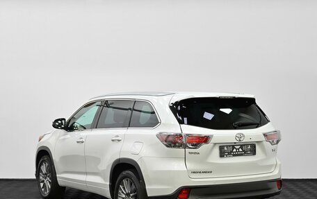Toyota Highlander III, 2015 год, 2 649 000 рублей, 4 фотография