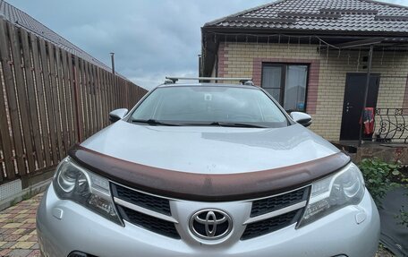 Toyota RAV4, 2014 год, 2 000 000 рублей, 1 фотография