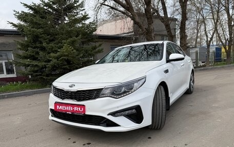 KIA Optima IV, 2019 год, 1 890 000 рублей, 1 фотография