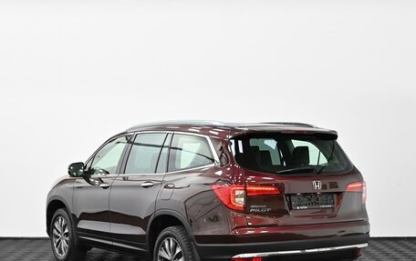 Honda Pilot III рестайлинг, 2016 год, 3 349 000 рублей, 4 фотография