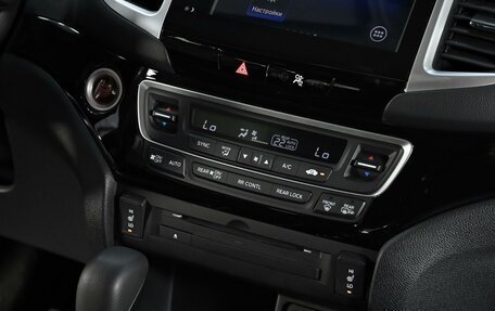 Honda Pilot III рестайлинг, 2016 год, 3 349 000 рублей, 11 фотография