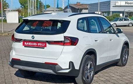 BMW X1, 2024 год, 5 405 000 рублей, 4 фотография