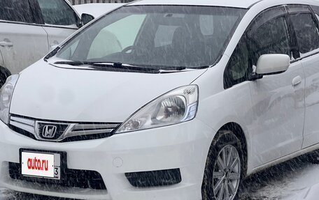 Honda Fit Shuttle I рестайлинг, 2012 год, 900 000 рублей, 13 фотография