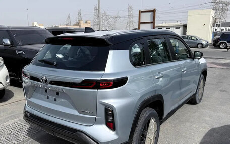Toyota Urban Cruiser, 2026 год, 2 650 000 рублей, 4 фотография