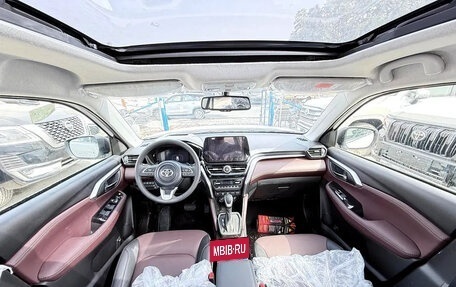 Toyota Urban Cruiser, 2026 год, 2 650 000 рублей, 10 фотография