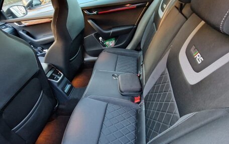 Skoda Octavia RS, 2019 год, 2 700 000 рублей, 4 фотография