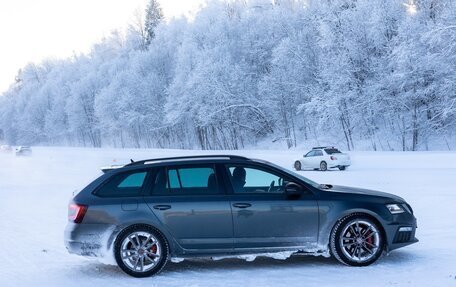 Skoda Octavia RS, 2019 год, 2 700 000 рублей, 12 фотография