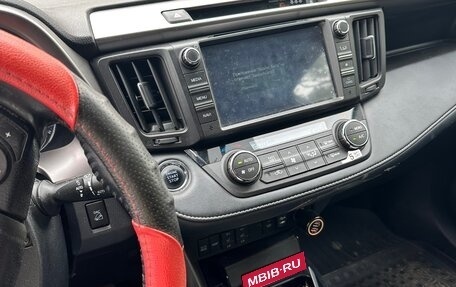 Toyota RAV4, 2019 год, 3 500 000 рублей, 14 фотография