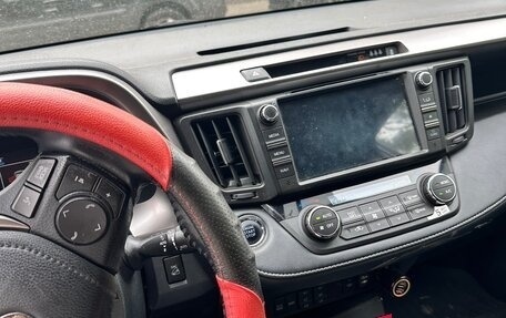 Toyota RAV4, 2019 год, 3 500 000 рублей, 15 фотография