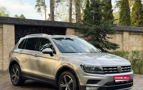 Volkswagen Tiguan II, 2016 год, 2 850 000 рублей, 4 фотография
