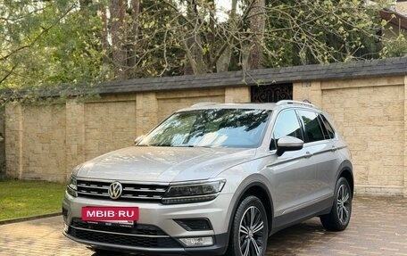 Volkswagen Tiguan II, 2016 год, 2 850 000 рублей, 24 фотография