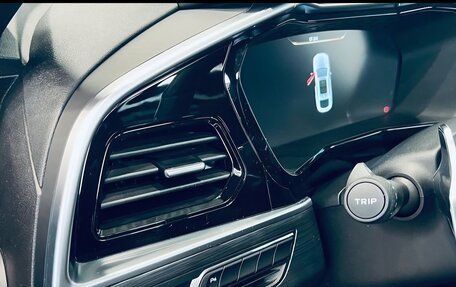 Geely Tugella FY11, 2023 год, 2 600 000 рублей, 13 фотография