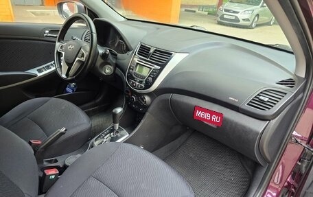 Hyundai Solaris II рестайлинг, 2012 год, 750 000 рублей, 10 фотография