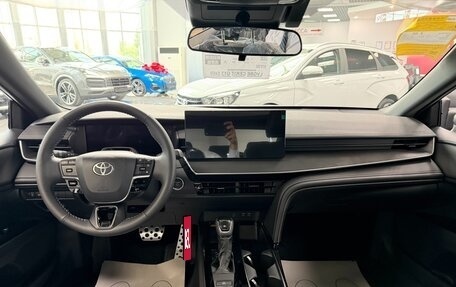 Toyota Camry, 2026 год, 3 900 000 рублей, 9 фотография