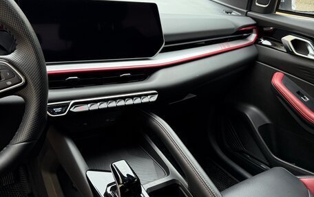 Geely Coolray I, 2024 год, 1 950 000 рублей, 5 фотография