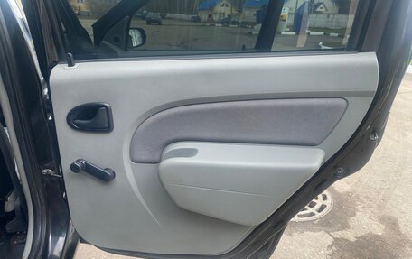 Renault Logan I, 2009 год, 595 000 рублей, 26 фотография