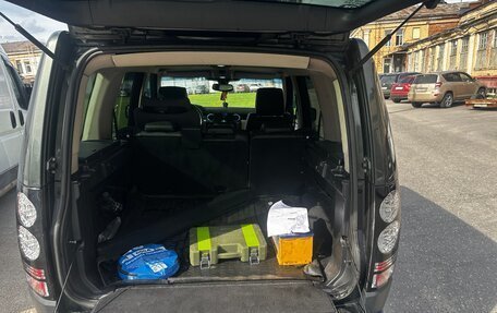 Land Rover Discovery III, 2005 год, 950 000 рублей, 9 фотография