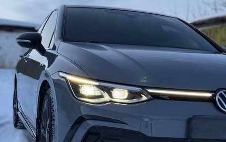 Volkswagen Golf VIII, 2022 год, 1 910 000 рублей, 2 фотография