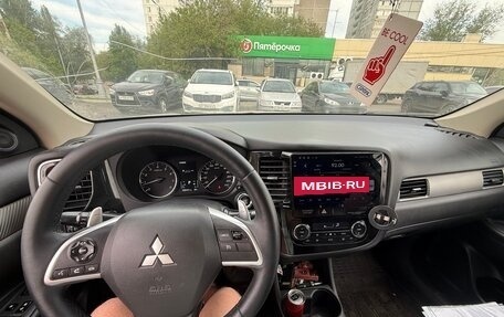 Mitsubishi Outlander III рестайлинг 3, 2012 год, 1 000 000 рублей, 5 фотография
