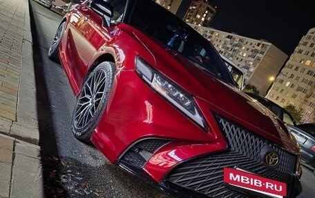 Toyota Camry, 2021 год, 3 150 000 рублей, 2 фотография