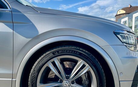 Volkswagen Tiguan II, 2018 год, 2 850 000 рублей, 18 фотография
