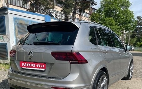 Volkswagen Tiguan II, 2018 год, 2 850 000 рублей, 8 фотография