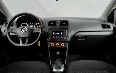 Volkswagen Polo VI (EU Market), 2018 год, 993 000 рублей, 12 фотография