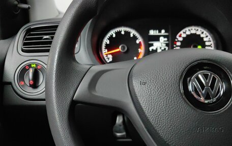 Volkswagen Polo VI (EU Market), 2018 год, 993 000 рублей, 17 фотография