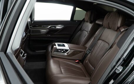 BMW 7 серия, 2019 год, 5 199 046 рублей, 9 фотография