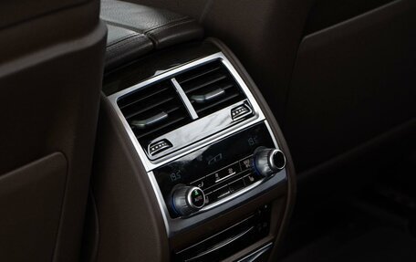 BMW 7 серия, 2019 год, 5 199 046 рублей, 12 фотография