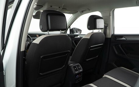 Volkswagen Tiguan II, 2019 год, 2 649 050 рублей, 11 фотография