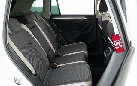 Volkswagen Tiguan II, 2019 год, 2 649 050 рублей, 7 фотография