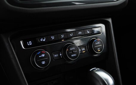 Volkswagen Tiguan II, 2019 год, 2 649 050 рублей, 17 фотография