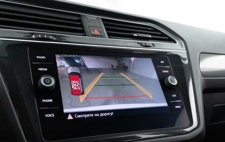 Volkswagen Tiguan II, 2019 год, 2 649 050 рублей, 15 фотография