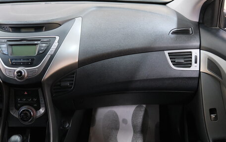 Hyundai Elantra V, 2012 год, 919 000 рублей, 18 фотография